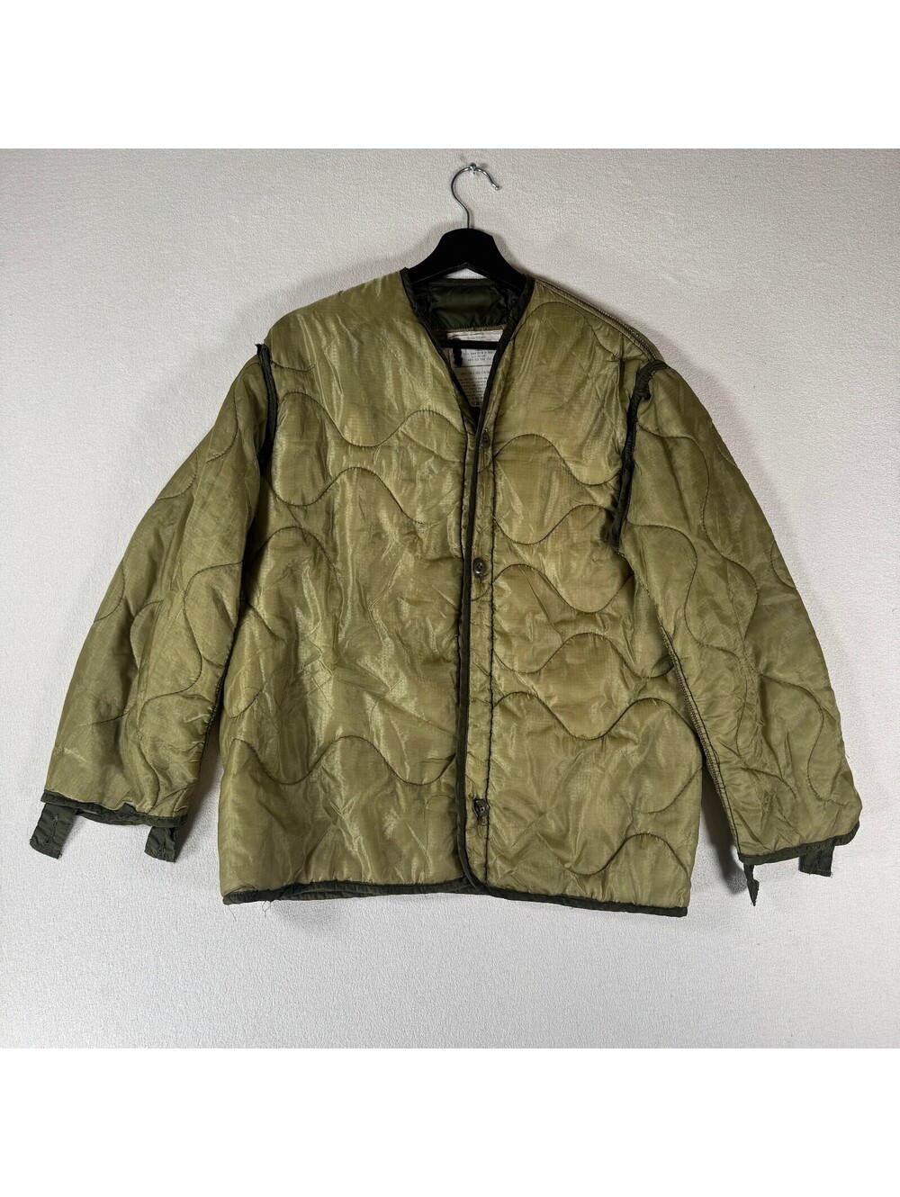 Vintage 70s  Military Cold Weather Coat Liner Small Olive Green Quilted Jacket